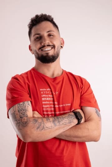 Diego — Founder e Full Stack Marketer  (INFP-T)